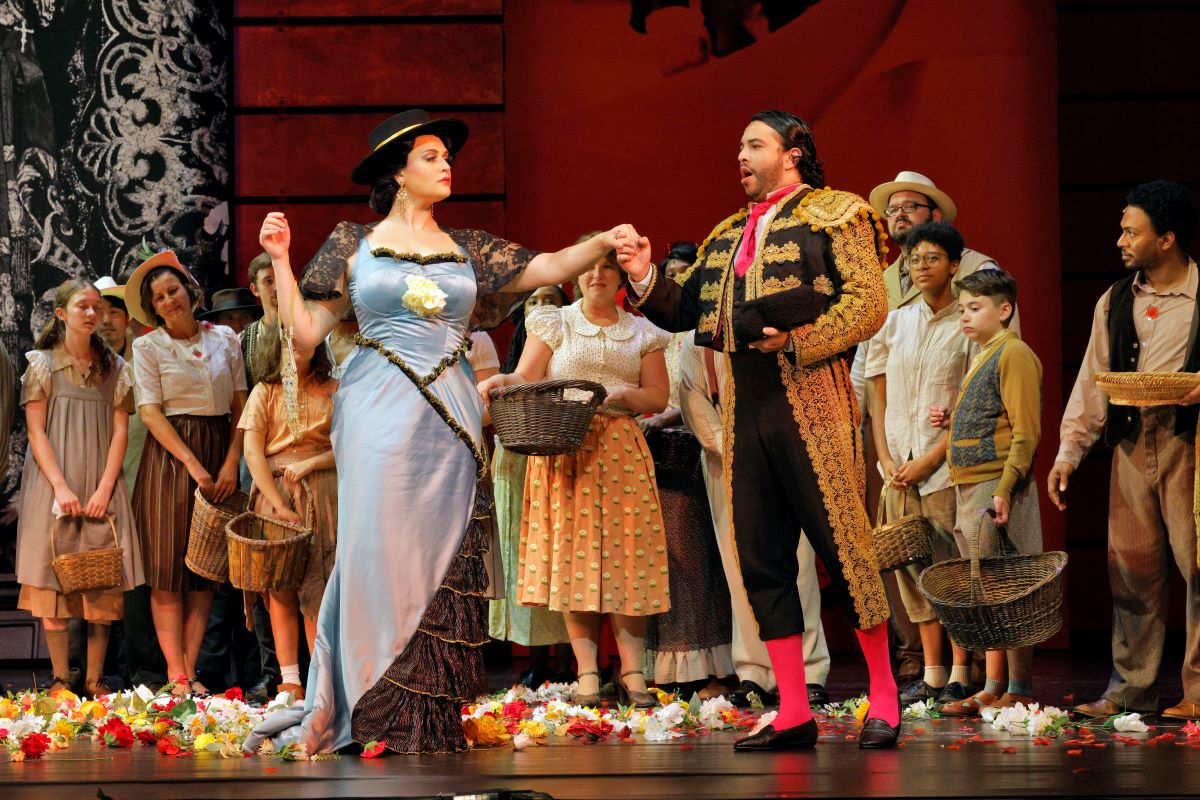 Scene from Wolf Trap Opera's Carmen.